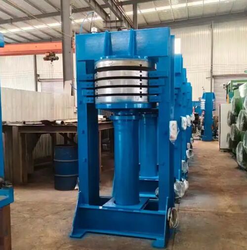 Últimas soluções da empresa sobre É melhor utilizar aquecimento eléctrico ou aquecimento a vapor para uma máquina de prensagem de curagem de pneus de motocicleta?