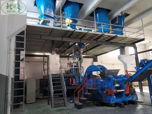 comprar Linha de mistura automática de borracha adota máquina de mistura interna de borracha e máquina auxiliar de batch online manufacture