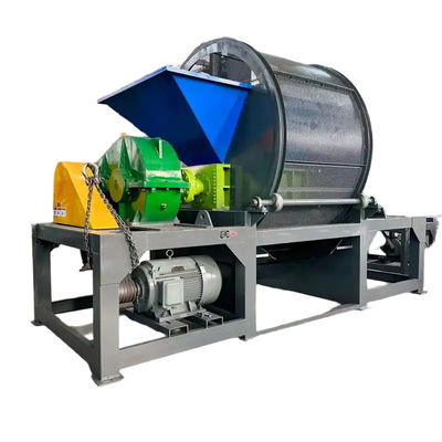 comprar Triturador de pneus de alta potência com material de lâmina DC53 e motor de condução de 45kw * 2 pode processar 5 toneladas de pneus por hora online manufacture