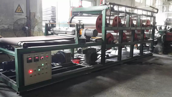 comprar Máquina de refrigeração de rolos de água fria inteligente pode ser usada para refrigeração de filme de borracha e materiais EVA online manufacture
