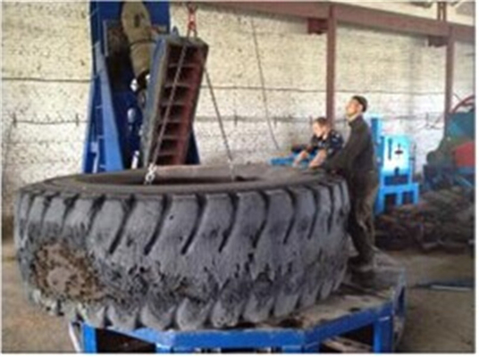 Máquina de reciclagem de pneus de cisalhamento de sucata Máquina hidráulica de corte de pneus para mangueira de borracha