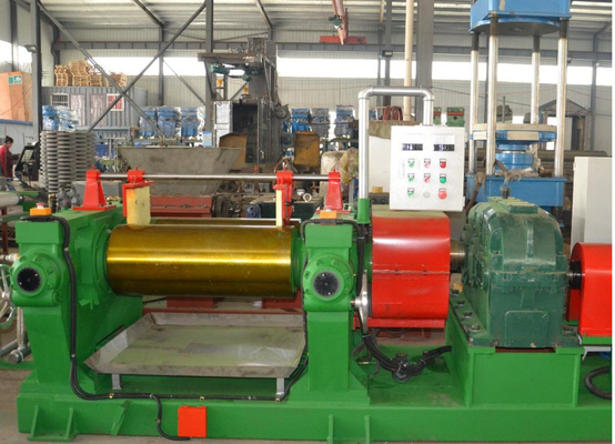 Máquina de mistura de ferro fundido liso à prova de umidade V Belt Drive Paragem de emergência 20-30M/Min