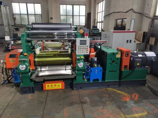 Bom preço Máquina de mistura de borracha de rolos lisos PLC Sistema de controlo automatizado on-line