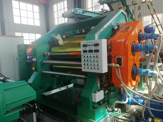 Máquina de calendário de borracha controlada por PLC com rolos de diâmetro de 200-500 mm