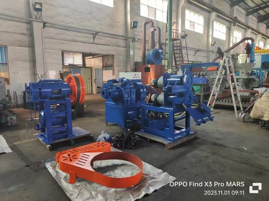 Bom preço Máquina de corte de blocos de pneus semiautomática on-line